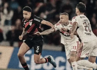 DISTANTE DA LIDERANÇA||| Flamengo empata com Athletico e segue distante da liderança do Campeonato Brasileiro