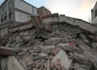 TERREMOTO NA CHINA||| Terremoto de magnitude 5,2 provoca mortes e destruição no sul da China