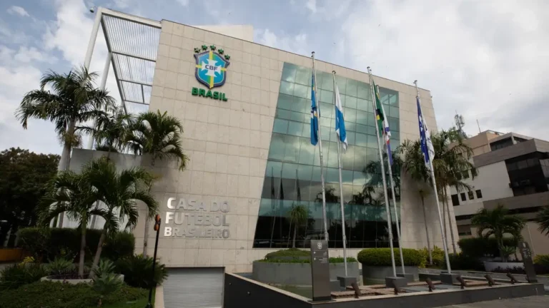 CBF aprova novas regras e muda procedimentos da arbitragem no futebol brasileiro ainda em 2026